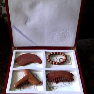 New Chinese VG Red Bian Gua Sha Stone 4 Piece Set